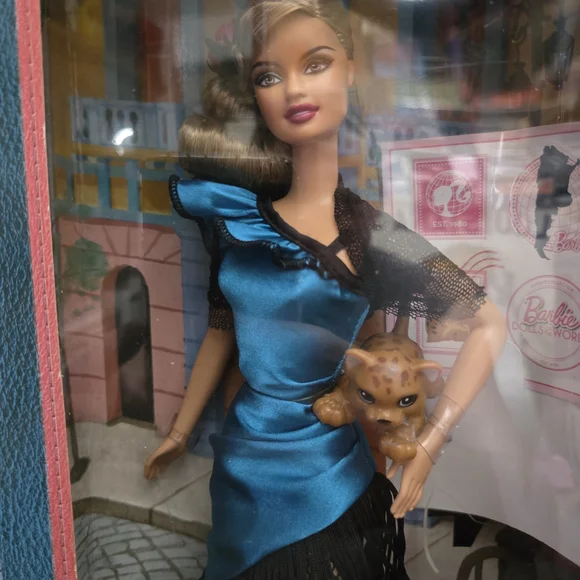 2011 Dolls of the World Argentina Barbie Pink Label #W3375 - Picture 7 of 9